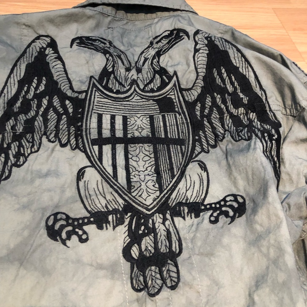 Urban Heritage dress shirt men’s clothing